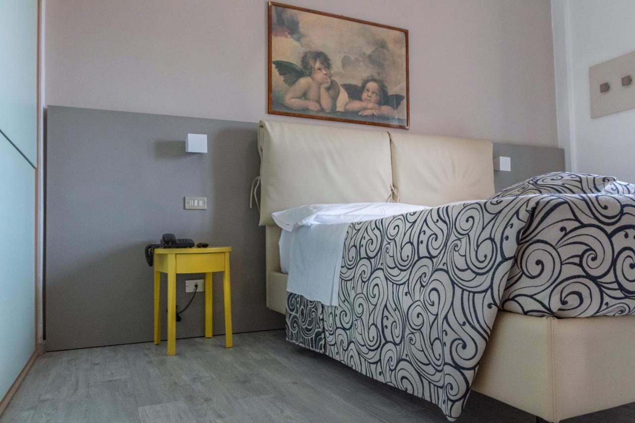 Hotel Boston Cesenatico Eksteriør billede