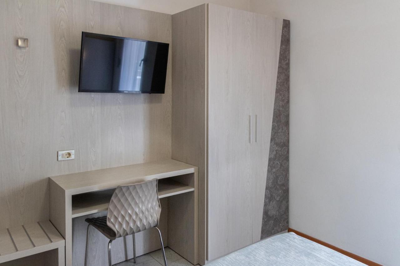 Hotel Boston Cesenatico Eksteriør billede