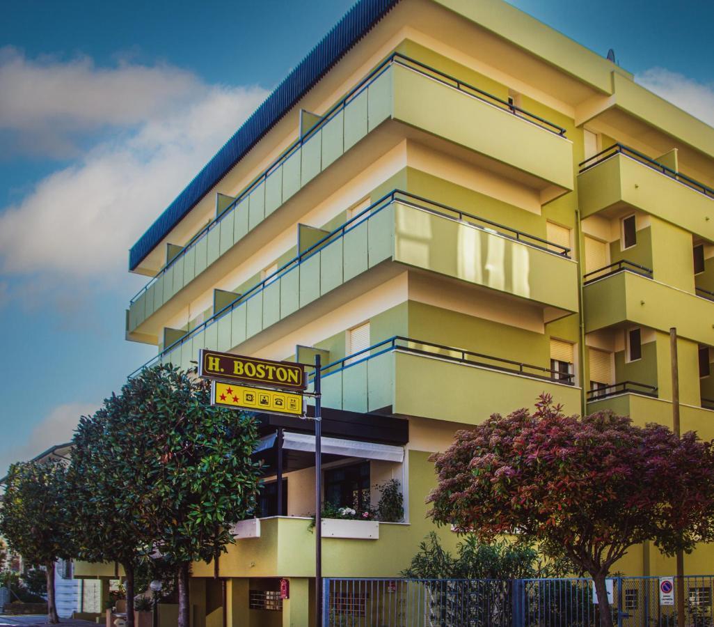 Hotel Boston Cesenatico Eksteriør billede